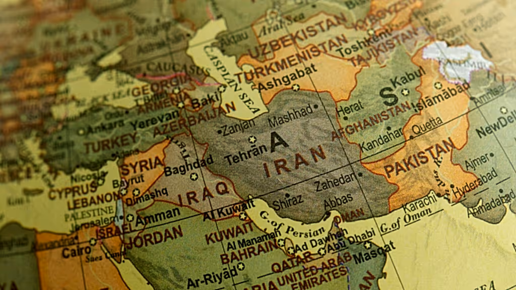 Orta Doğu, Kafkasya ve Güney Asya’yı kapsayan harita, Türkiye, İran, Irak ve komşu ülkelerin coğrafi yerleşimlerini gösteriyor.